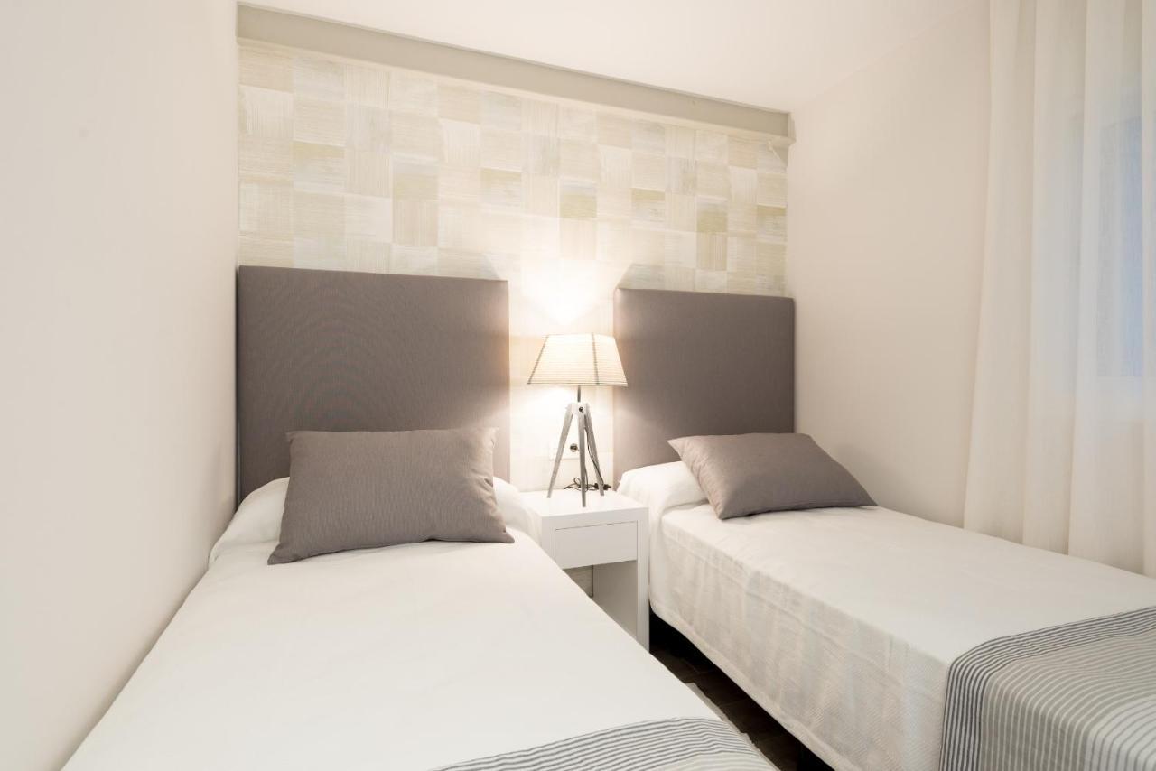 Puerto De Malaga Premium 3 Bedrooms Apartment Luaran gambar
