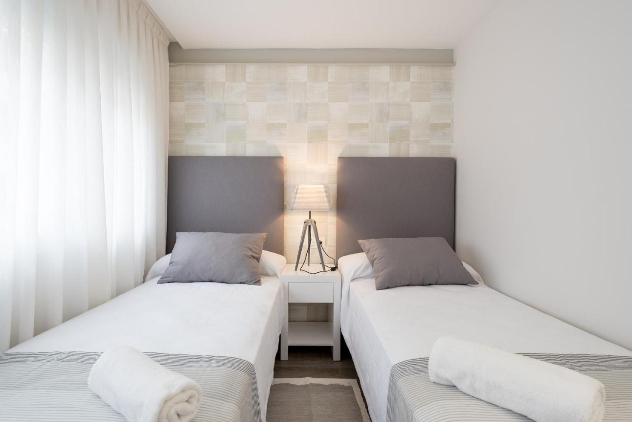 Puerto De Malaga Premium 3 Bedrooms Apartment Luaran gambar